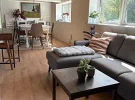 Charmerende sommerhus i fredelige omgivelser