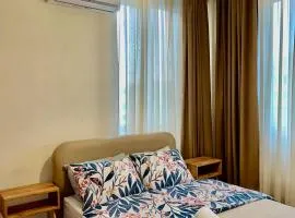 Central Cozy 2-Bedroom