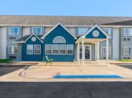 Microtel Inn & Suites by Wyndham Joplin, хотел в Джоплин