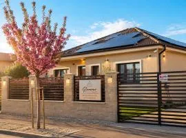 Glamour Residence Oradea - Modern Suite with Parking