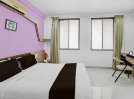 Hotel O Sayba Residency, hotel em Pune