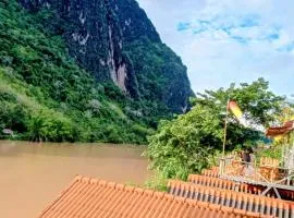 Views Backpackers Hostel