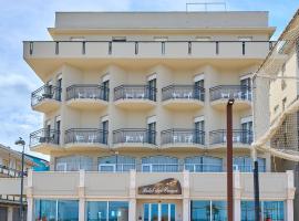 Hotel Dei Cesari - Fronte Mare - Breakfast XXL fino alle 12, hotel a Bellaria-Igea Marina