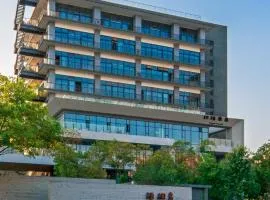 Taihua Wutong Hotel