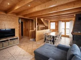 Apt or chalet near the slopes Les Orres