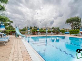 Hotiday Relais Costa degli Etruschi, khách sạn ở Vada