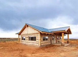Beautiful Rustic Cabin with Breathtaking Scenic Views for a Peaceful Escape in Blanding, Utah