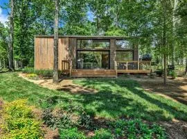 Serene Modern Tiny Home with Fiery Gizzard Reservoir Views Near Tracy City | Tennessee