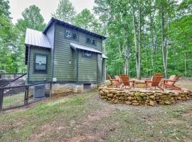 Pet-Friendly Cabin with Private Deck and BBQ in Tennessee
