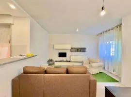 Leonardo Academy Hub: Comfort e Spazio in centro