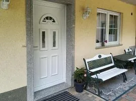 Ferienwohnung mit Terrasse Ettringen