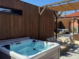 10gardens Mobile home No 4 with sauna and jacuzzi