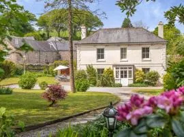 7 Bed in Kingsbridge oc-bc2187