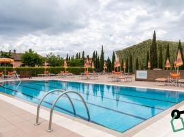 Hotiday Apartments Costa degli Etruschi, khách sạn ở Vada