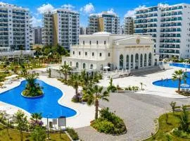 Caesar Resort & Spa Collection Studios Pools & Long Beach