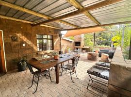 Farm stay at Rosemary Cottage on Haldon Estate, hotel a Bloemfontein