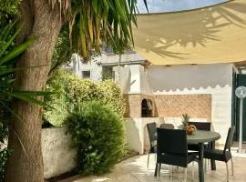 Giardino privato & BBQ Relax a La Caletta per 4
