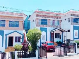 Blue Pearl Cottage