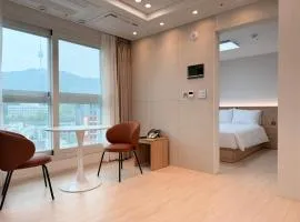 TRAVELUS Myeongdong