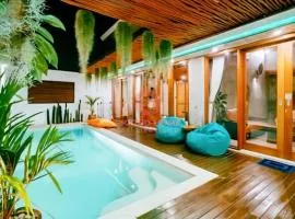Luxury 2BR Sanur Villa Private Pool, Wi-Fi