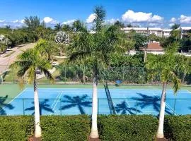 Beachfront Condo Sanibel - Sandalfoot 1A2