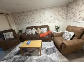 Cozy 3 bedroom house - Kidderminster