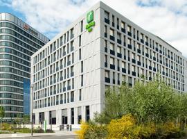 Holiday Inn Frankfurt Airport by IHG, hotel vo Frankfurte nad Mohanom v bl&iacute;zkosti letiska Letisko Frankfurt