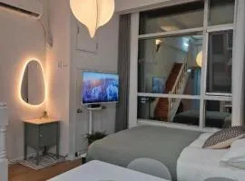 Serena's cozy loft Apartment