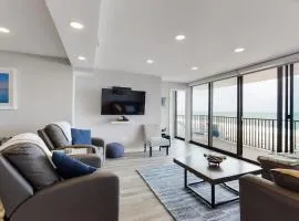 Sea Colony Ocean 7th floor condo with free WiFi tennis court & elevator