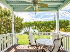 Immaculate oceanfront townhouse with ocean view & private beach access