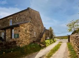 Host & Stay - The Hayloft