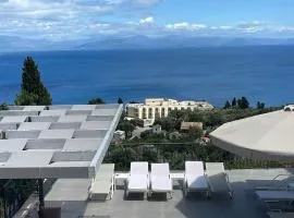 Gold Pearl Maggie Sea View Villa