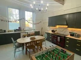 Long term accommodation 7 bedrooms