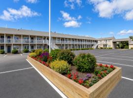 Pier 7 Condominium Resort, hotel v destinaci Yarmouth