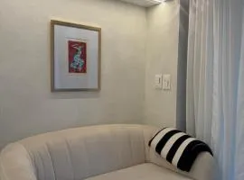 Studio with Private Garden in Mont-Serrat