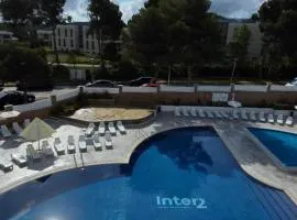 NUEVOS 2026 ESTRENA PRECIOSO APARTHOTEL INTER2, NEW APARTMENTS lN SALOU! self check in! PARKING! PORT AVENTURA