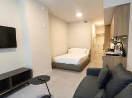 F312B Downtown Miami Cozy Studio with Pool and Gym