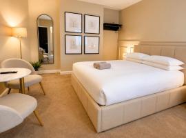 Central Apartments Cannock, מלון בקאנוק