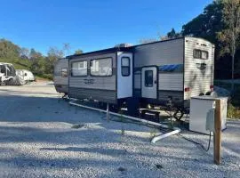 Whitman hollow marina campground
