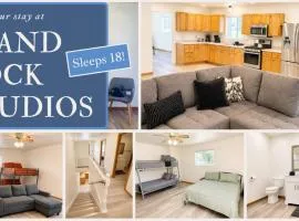 Zero Rock Two-Story Suite