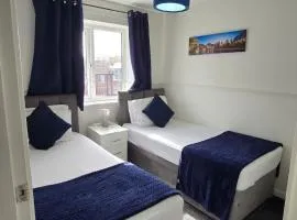 Affluent Living Property perfect for contractors & individuals Free Parking