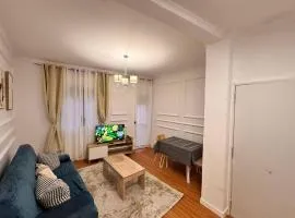 Pretty central flat