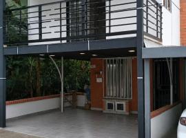 Casa en Villa Verde Pereira, Hotel in Pereira