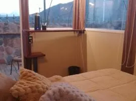 "Petit Box "Container Habitación Boutique de Diseñador con baño privado en Montaña - Cocheras- Vistas Panorámicas a la Montaña-