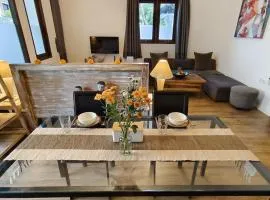 Umalas Digital Nomad Studio with Kitchen