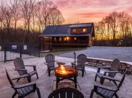 Heated Pool Pool House Hot Tub Firepit BBQ
