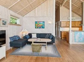 Cosy Cottage With Open View Of The Meadow
