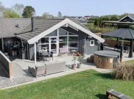 Cozy Cottage In Scenic Surroundings