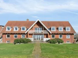 House For 40 People Near Thy