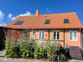 Historic House At Aarsdale Harbor On Bornholm, Hotel in Svaneke